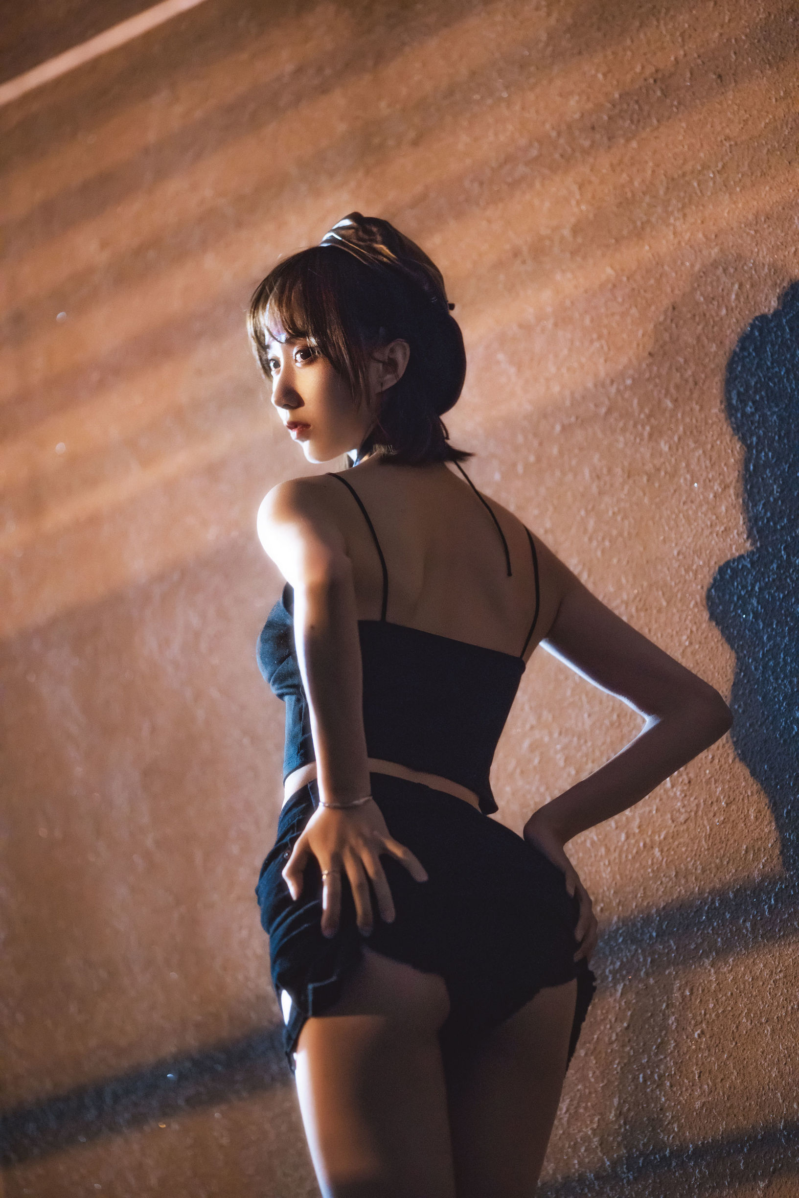 [Cosplay写真]萌系小姐姐木绵绵OwO室外短裙插图9